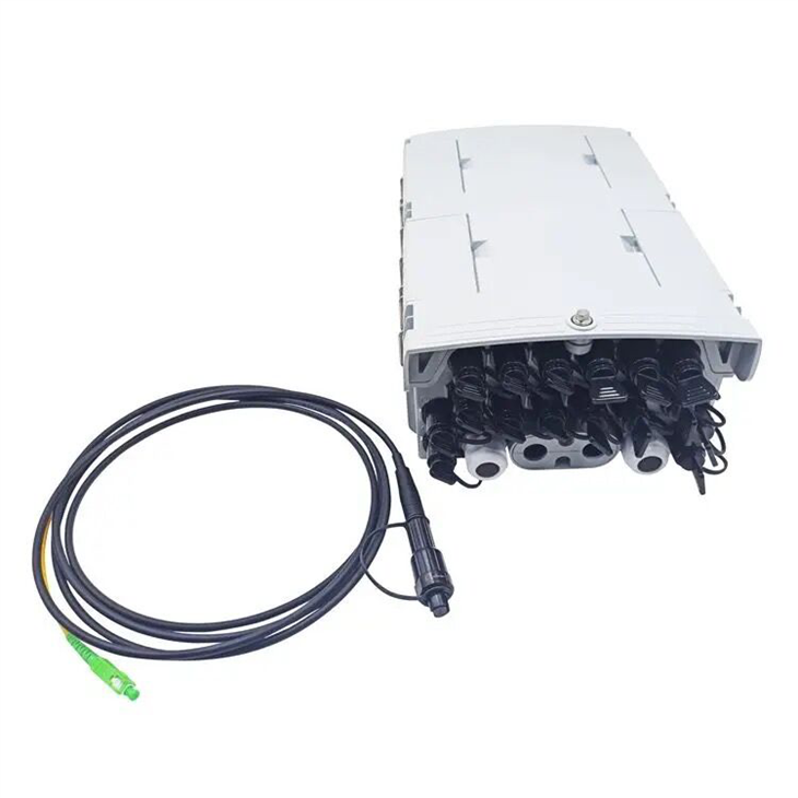 OEM Wall/Pole Mounted Fiber Optic Distribution Box With Adapter